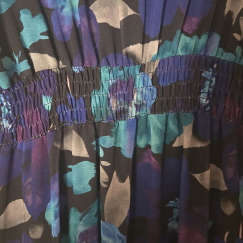 Long floral dress like new with front slit and soft back elastic