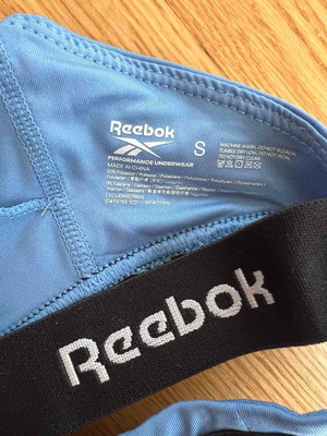 Reebok αθλητικό bralette καινούργιο, μέγεθος Small, μπλε