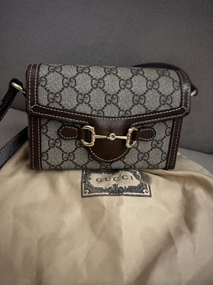 Gucci Horsebit mini τσάντα σαν καινούργιο, ώμου, καφέ