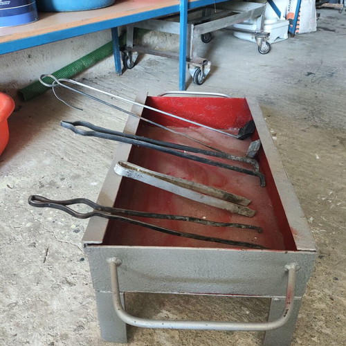 Charcoal grill heavy-duty used with set of grills and tools