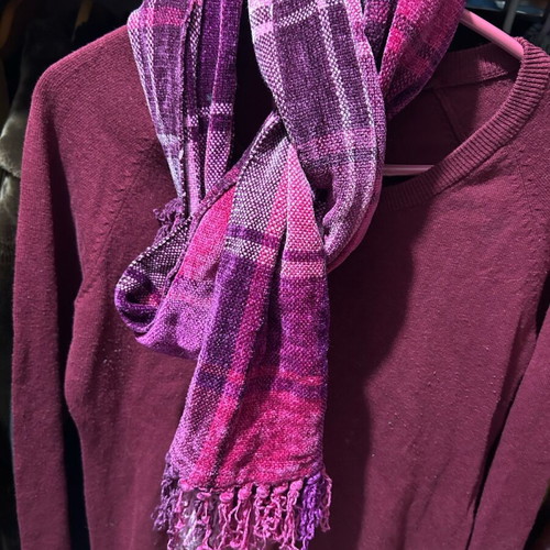Velvet scarf new pink from Pagoni store length 1.60