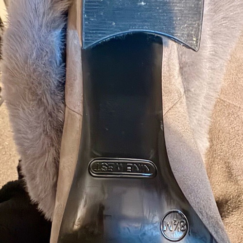 Nine West gray suede boots size 38 new