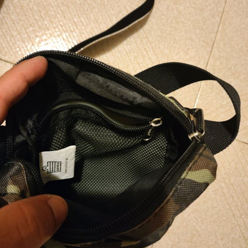 Admiral shoulder bag like new, multicolor
