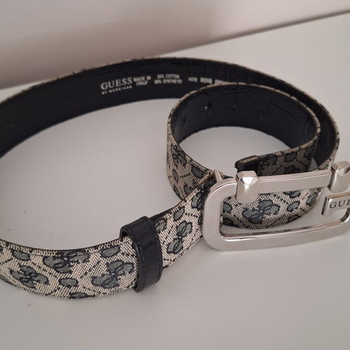 Calvin Klein black belt with metallic plaque, 90 cm