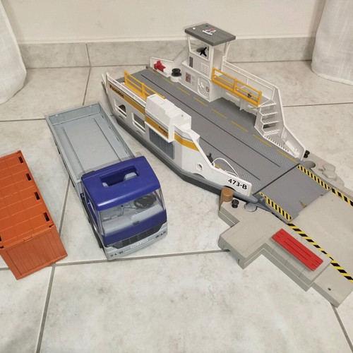 Φέρυ μποτ και φορτηγό Playmobil μεταχειρισμένα