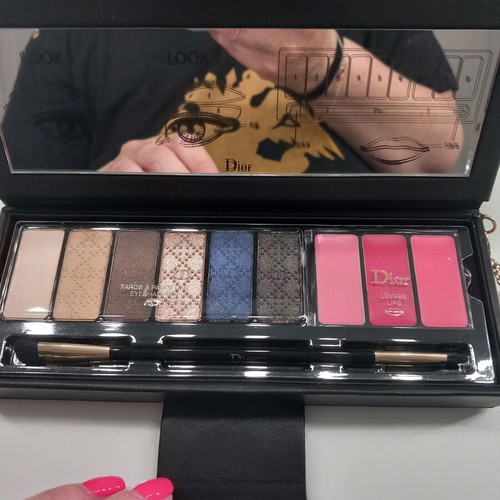 Dior Collectible Makeup Palette with Detachable Keychain new