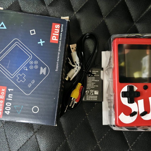 Retro handheld console with 400 games new