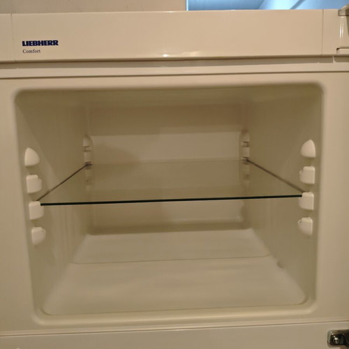 Liebherr 217L fridge freezer, fully functional