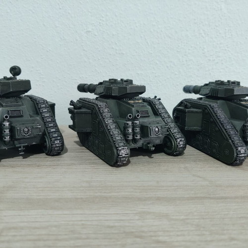 Games Workshop Warhammer 40K Astra Militarum 3 Leman Russ Battle Tanks