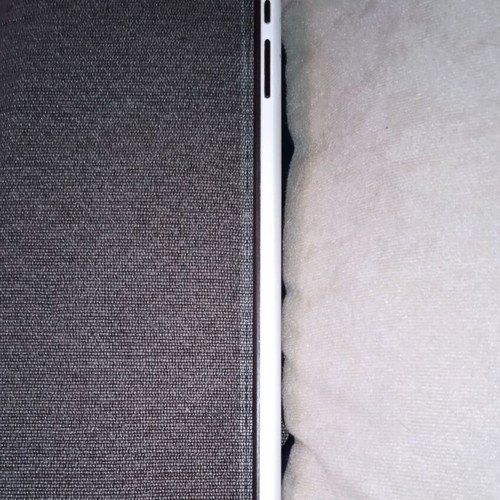 MLS IQ1804 5 tablet like new with 8GB memory card