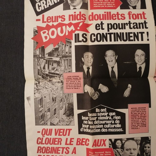 Charlie Hebdo satirical magazine used, 3 issues from 1978