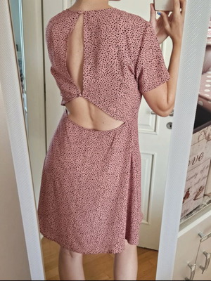 VILA dress with open back, size 40 / M-L, black and pink