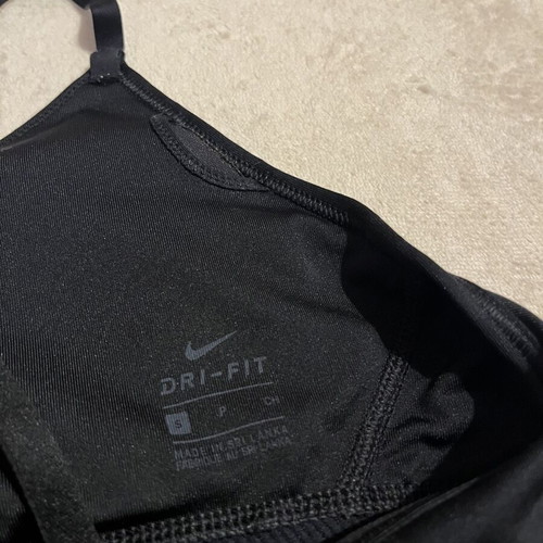 Nike sports bra like new, black, size S