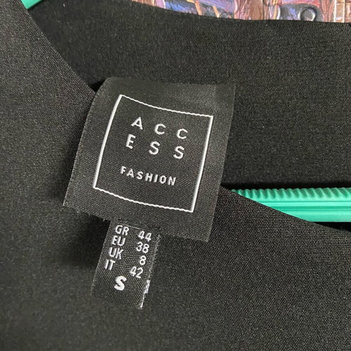 Access black winter blouse with short sleeve like new, size S