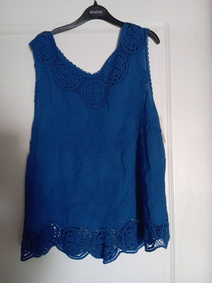 Μπλε boho αμάνικη μπλούζα με δαντέλα καινούργια, μέγεθος M