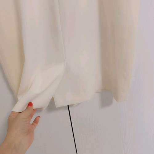 Cream dress with stones like new