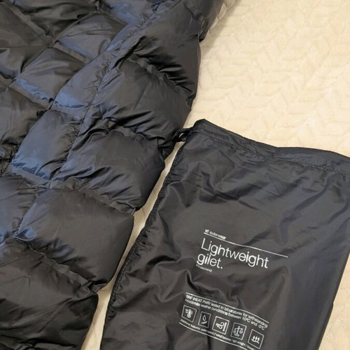 Zara warm vest size S like new, black