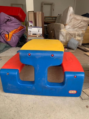 Παιδικός πάγκος Little Tikes μεταχειρισμένος, σετ 4 τεμαχίων