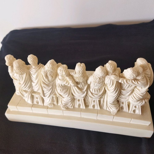 Last Supper alabaster figurine Jesus and 12 apostles