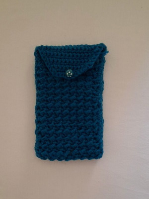 Handmade knitted mobile phone case with button, fits up to 6.6"