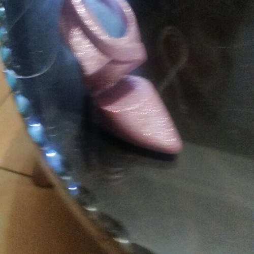 Decorative shoe like new