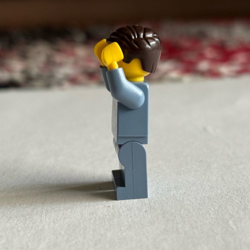 Dr. McScrubs minifigure like new from The Lego Movie (tlm054)