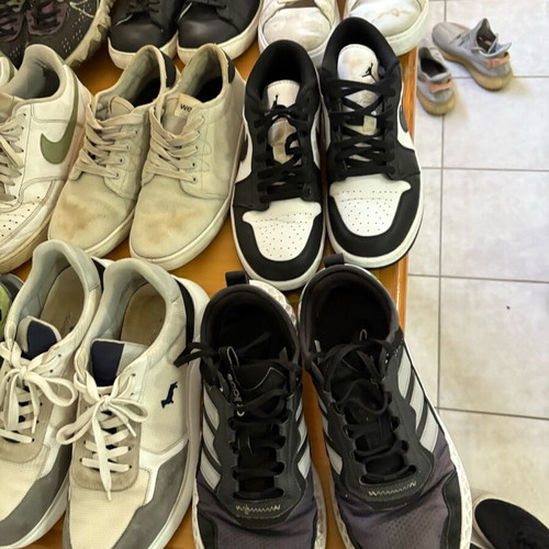 Sneakers like new from wardrobe clearance
