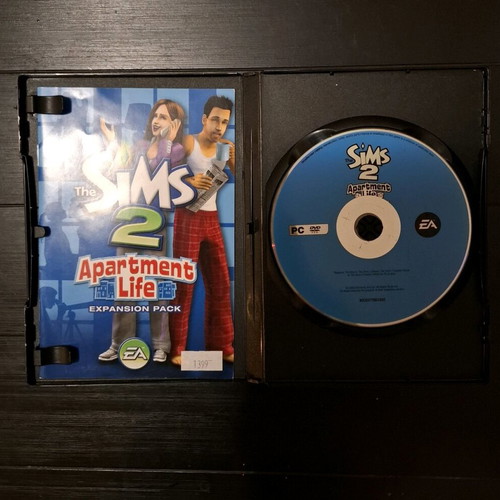 The Sims 2 Apartment Life PC used