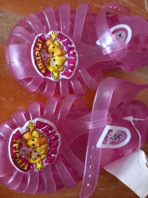 Children's beach shoes new, size 24/25, pink, plastic, lightweight