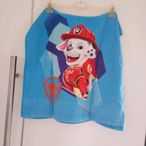 Boys' beach towel poncho with hood like new