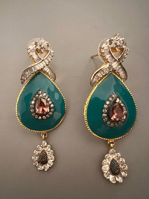 Vintage earrings unique with enamel and zircon new