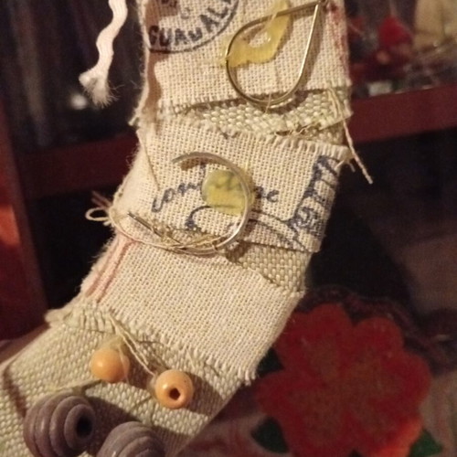 Handmade decorative wreath, like new