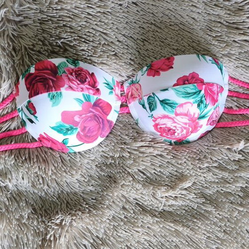 Floral Bikini Top M&D like new, intense pink with braids