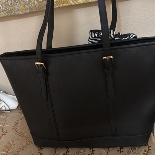 Nolah shoulder bag new, black with scarf