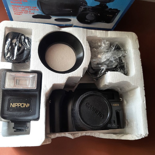 Nippon AR-4392FH 35mm focus free toy camera like new