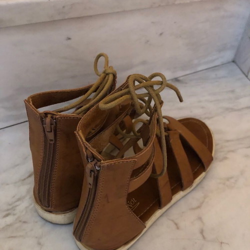 Women's sandals size 39, style sandals/platforms