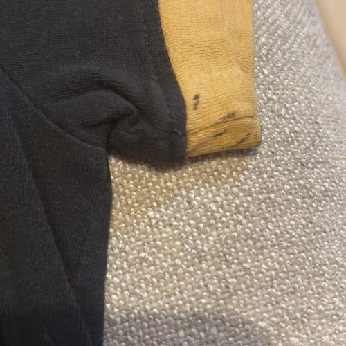 Nike T-shirt for girls 137-146 cm used, black and gold with stain