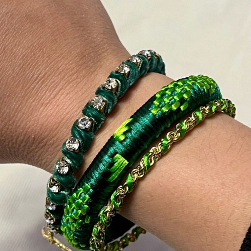 Triple bracelet new with 3 rods