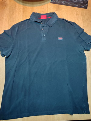Μπλουζάκι Hugo Boss Polo μεταχειρισμένο, μαύρο, XXL