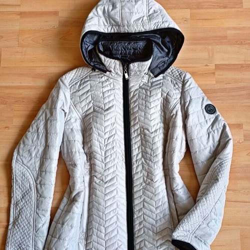 Junge jacket like new