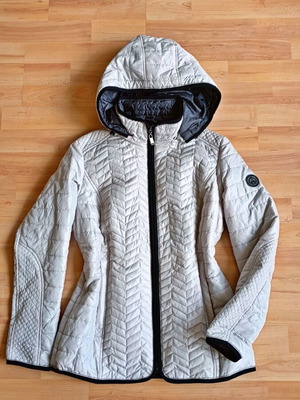 Junge jacket like new