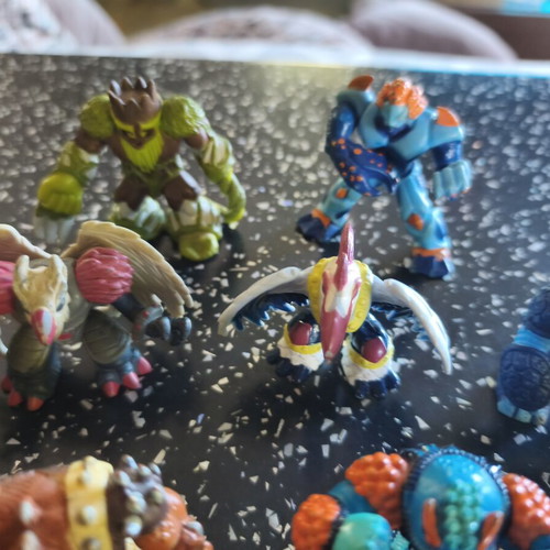 Gormiti figures, pack of 24