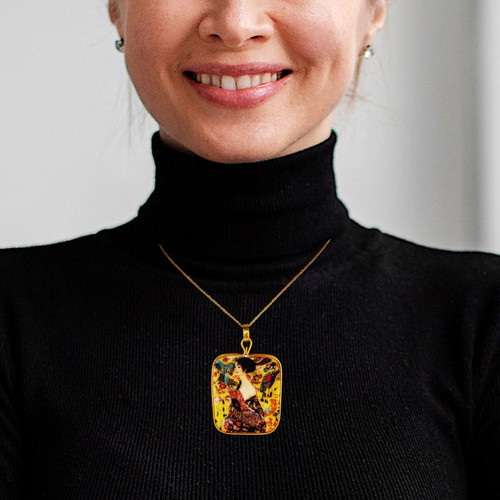 Lady with fun 1917 necklace handmade new, multicolor and gold-tone
