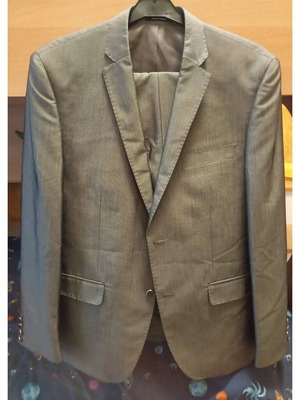 Men's suit 52N Gruppo Guartto gray like new