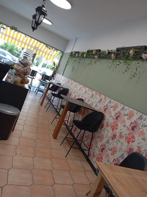Coffee Shop Business for Sale in Peristeri Attica