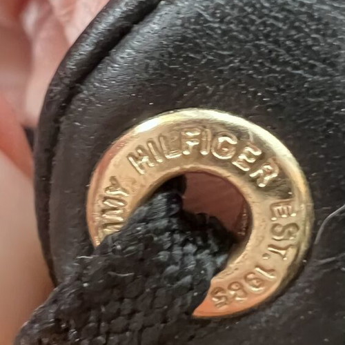 Tommy Hilfiger trainers used, size 40, black
