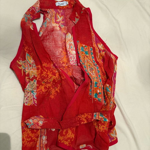Toi&Moi women's top vest like new, red and turquoise