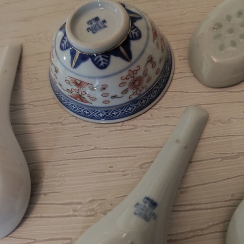 Porcelain spoons and small bowl like new, set of 5