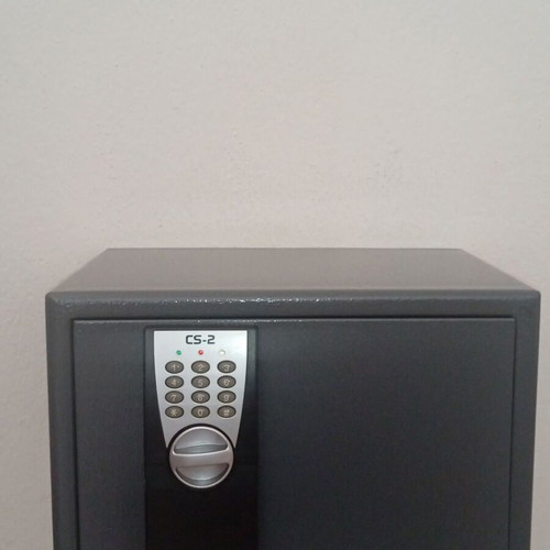Safe new, small with electronic lock and keypad