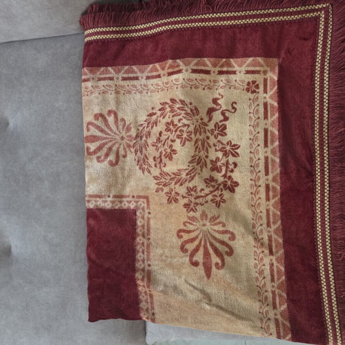 Chenille Throw Blanket Large, Like New, Burgundy and Gold
